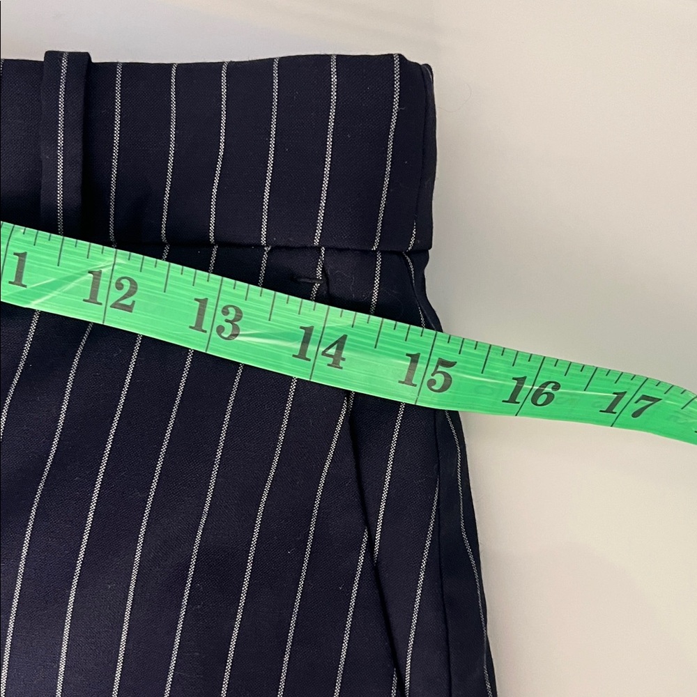 NWOT / JCrew Collection high-rise short in pinstripe Italian wool blend - Picture 4 of 5